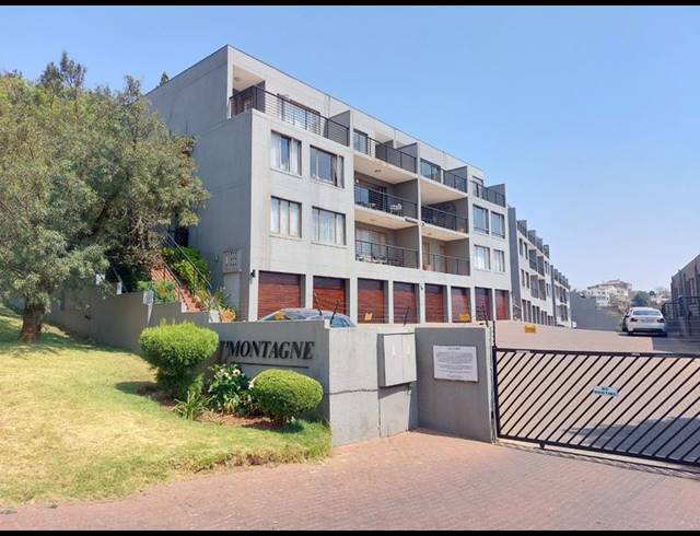 2 BEDROOM APARTMENT FOR SALE IN NORTHCLIFF